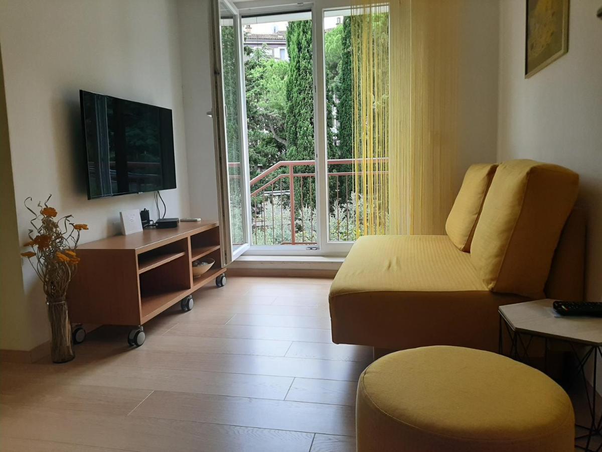 Apartment Sol, Izola, San Simon Exterior photo
